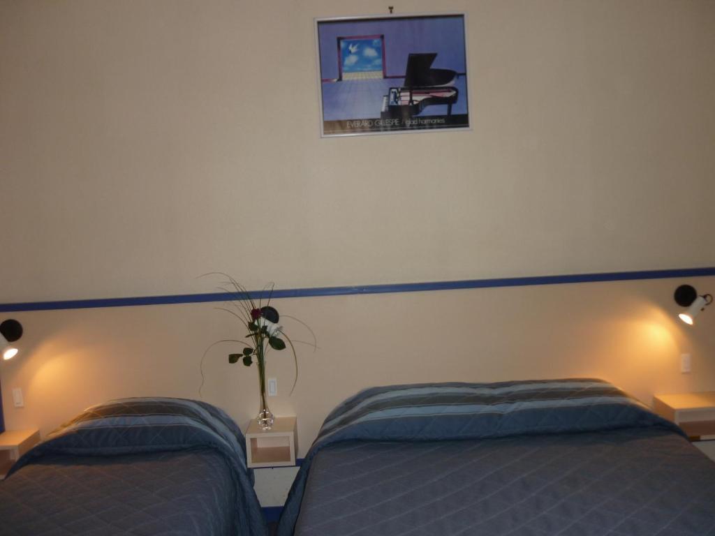 Hotel Entre 2 Mers Proche Bordeaux Carbon-Blanc Oda fotoğraf