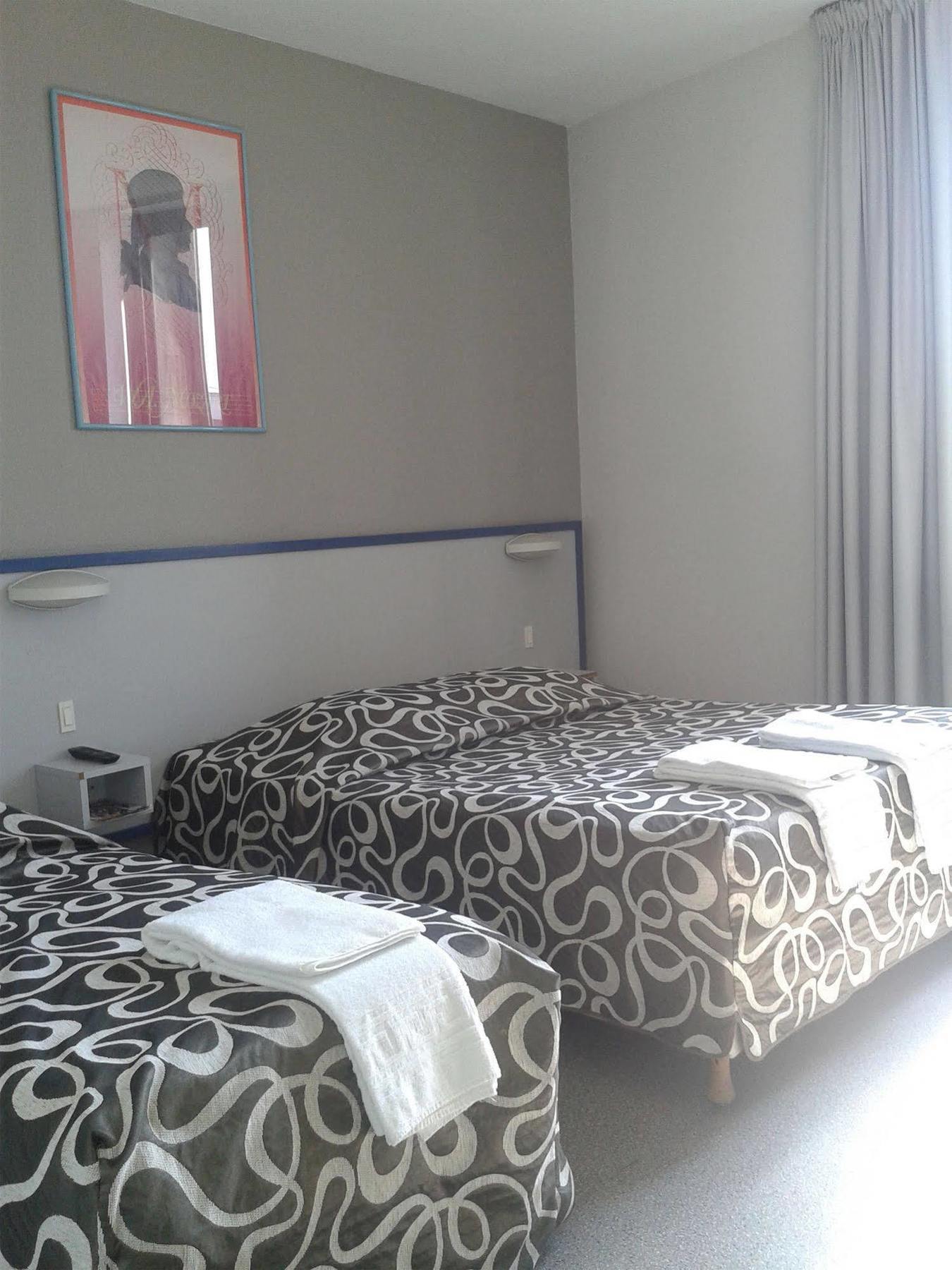 Hotel Entre 2 Mers Proche Bordeaux Carbon-Blanc Dış mekan fotoğraf